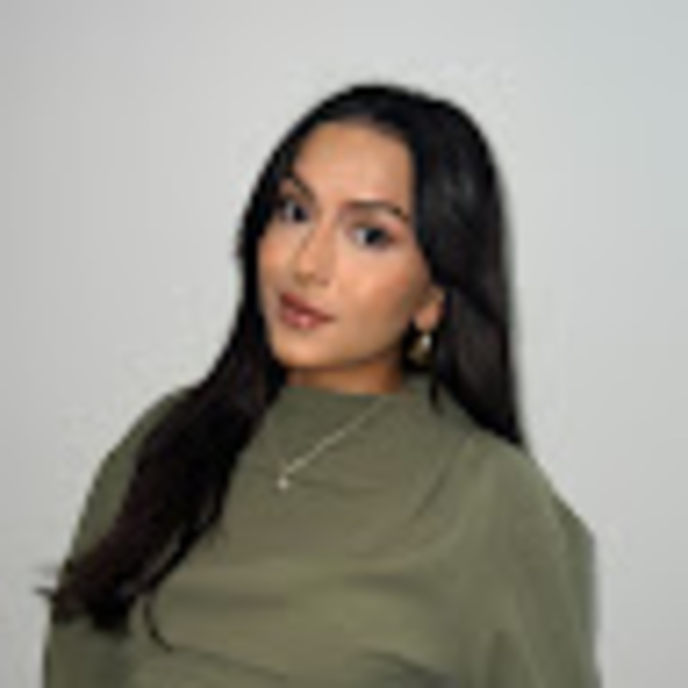 Meet your Posher, Nydia
